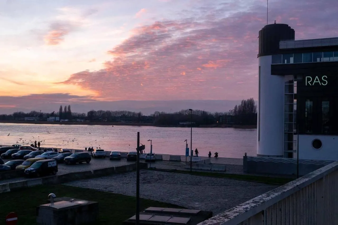 Antwerp For Two B&B Bed & Breakfast